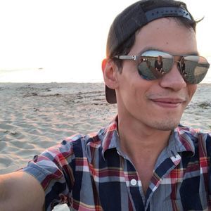 Meet your Posher, Andres